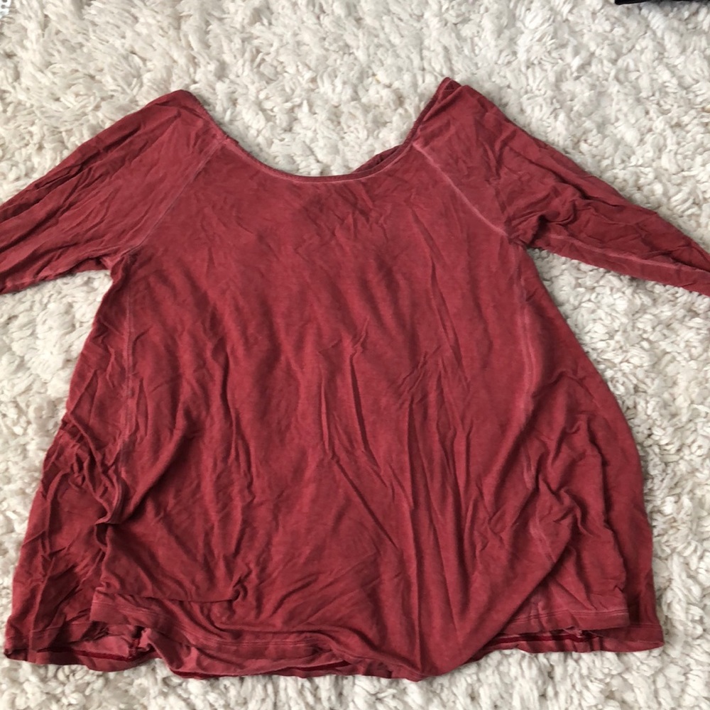 Red American eagle shirt